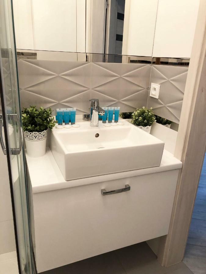 Ozarowska 77 - 1Br By Homeprime Varsovia Exterior foto